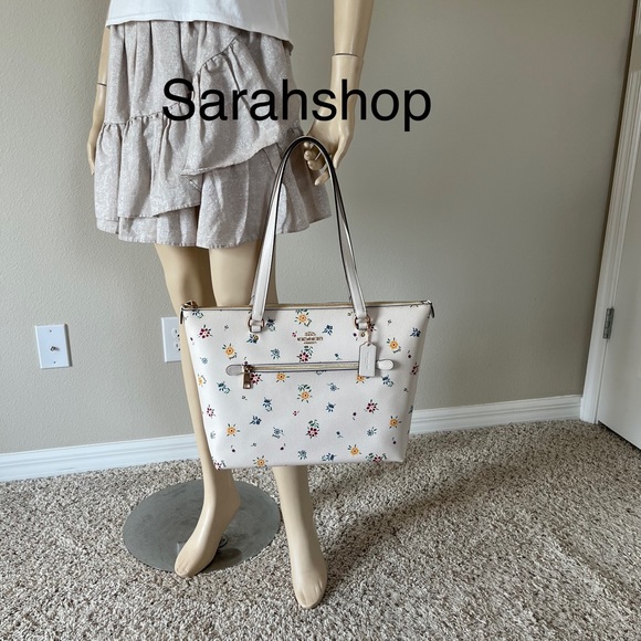 ✅Coach purse - Picture 7 of 12